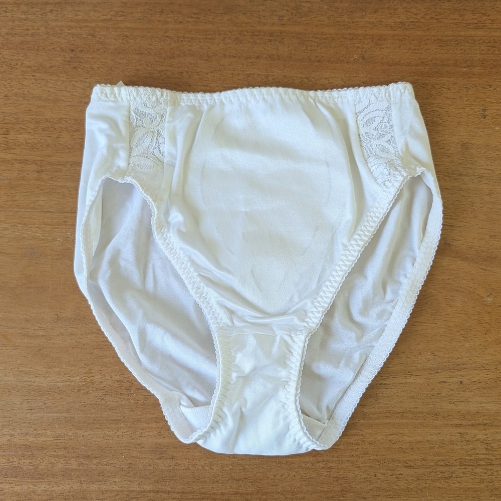 Vintage Playtex Secrets 2832 High Satin Second Skin Panties White Lace L